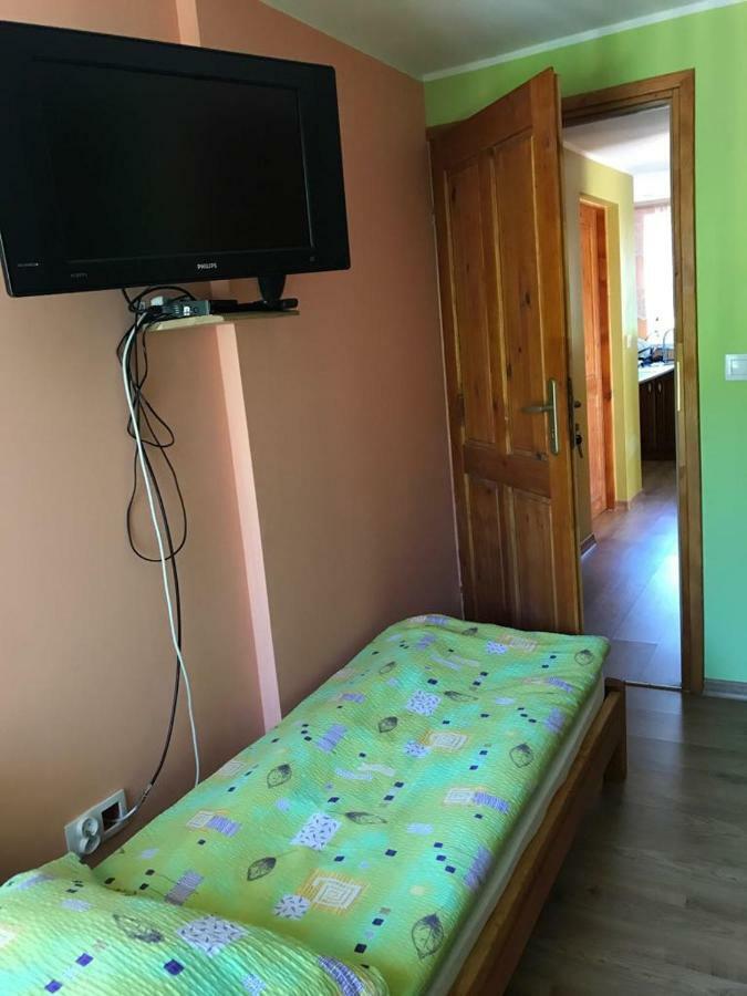Malinowy Domek Mlynczyska Bagian luar foto