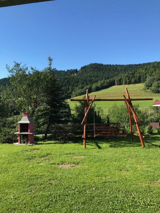 Malinowy Domek Mlynczyska Bagian luar foto