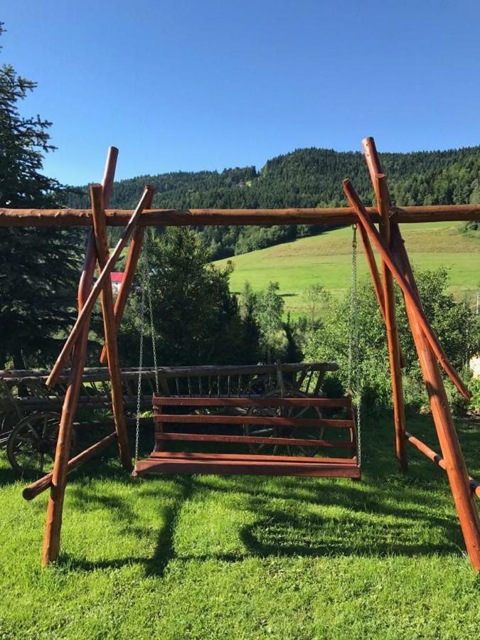 Malinowy Domek Mlynczyska Bagian luar foto